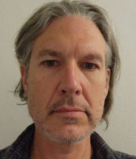 Official registry photo of AARON D SIEGRIST